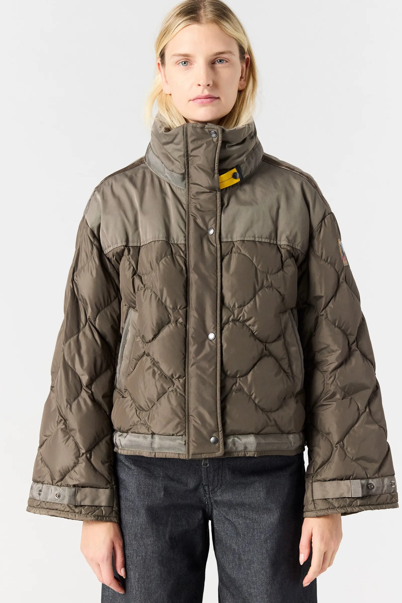 Parajumpers Donsjassen-SUMIDA - KORTE DONSJAS OLIVE GREY